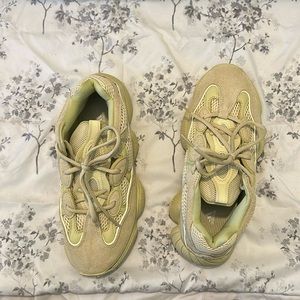 Lightly worn Yeezy 500